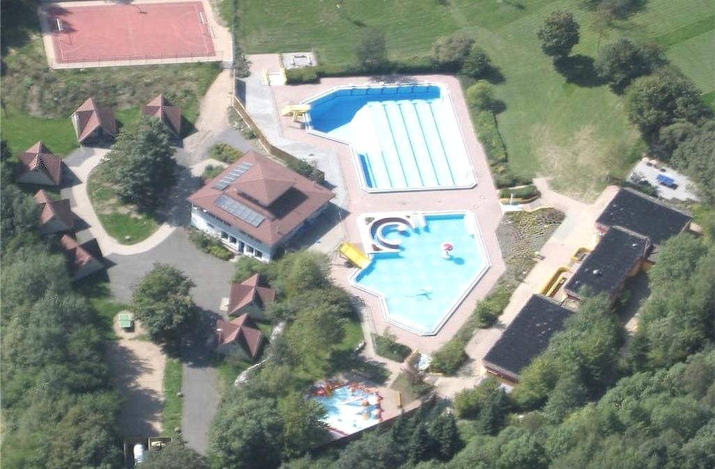 Schwimmbad, © VG Brohltal