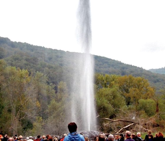 Kaltwasser-Geysir in Andernach - 12 km entfernt, &copy; A. R&uuml;ber