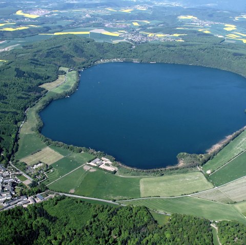 Laacher See, &copy; Walter M&uuml;ller