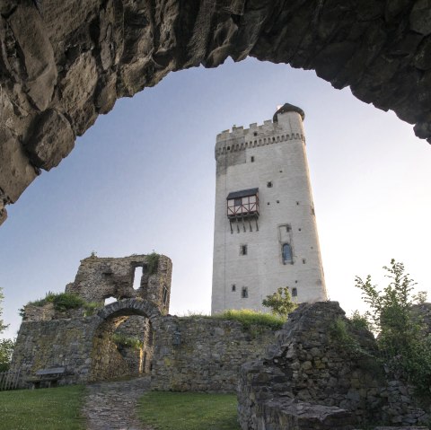 Olbrück Castle, © Vulkanregion Laacher See/Kappest