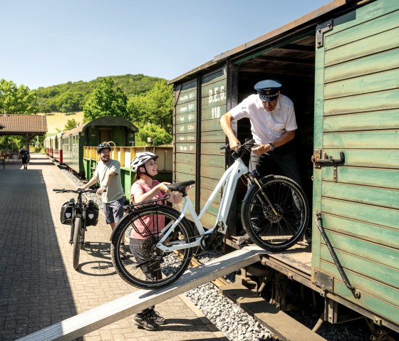 Fahrr&auml;der, &copy; Eifel Tourismus GmbH/Dominik Ketz