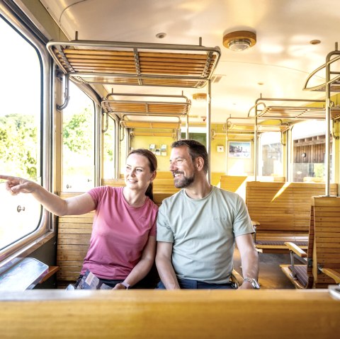 Im Zug, © Eifel Tourismus GmbH, Dominik Ketz