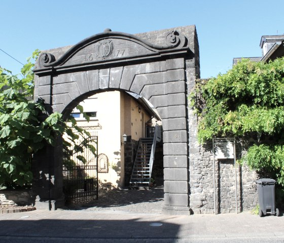 Castle gate Nickenich, © VG Pellenz/Manea