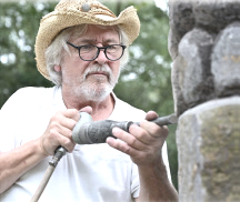 ‌Steinmetz und Bildhauer Werner Geilen, © Werner Geilen