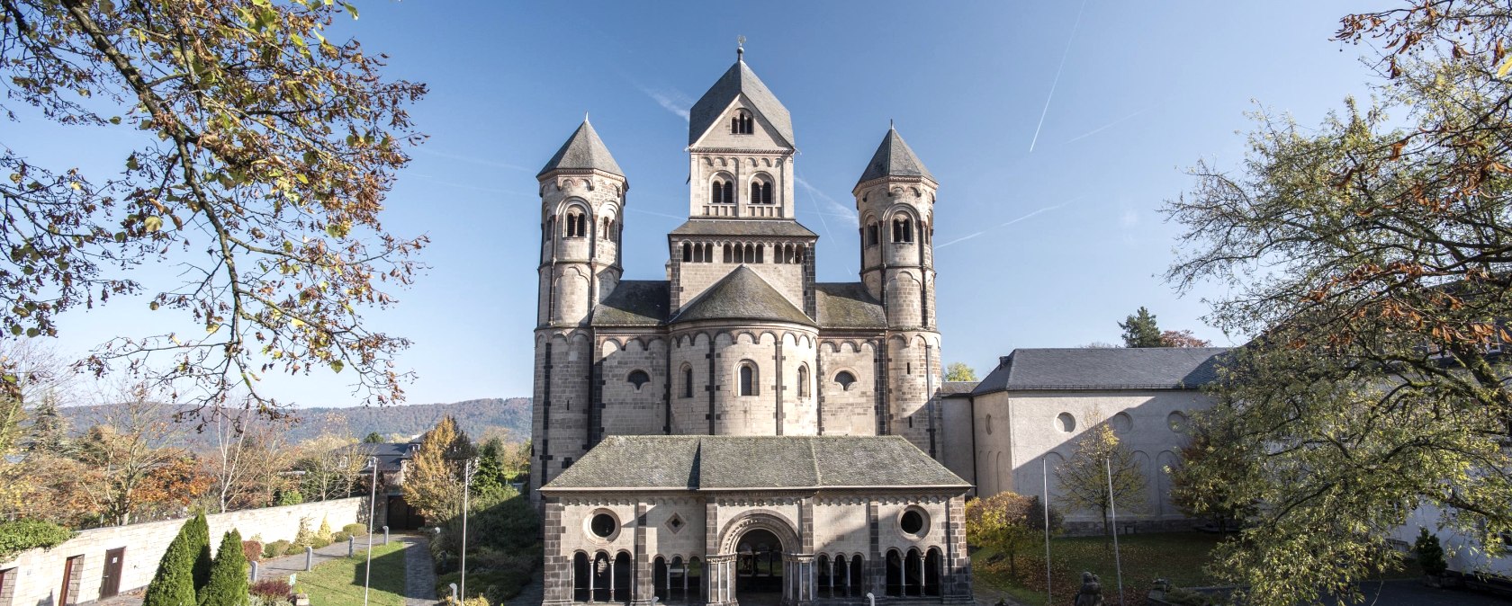 Abteikirche Maria Laach, &copy; Vulkanregion Laacher See/Kappest