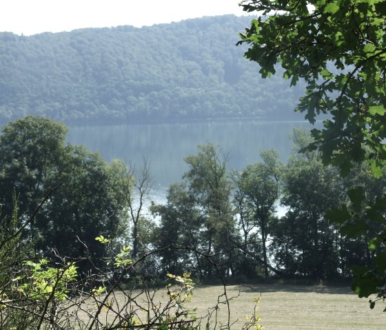 Laacher See Panoramablick, &copy; VG Pellenz, Alexandru Manea