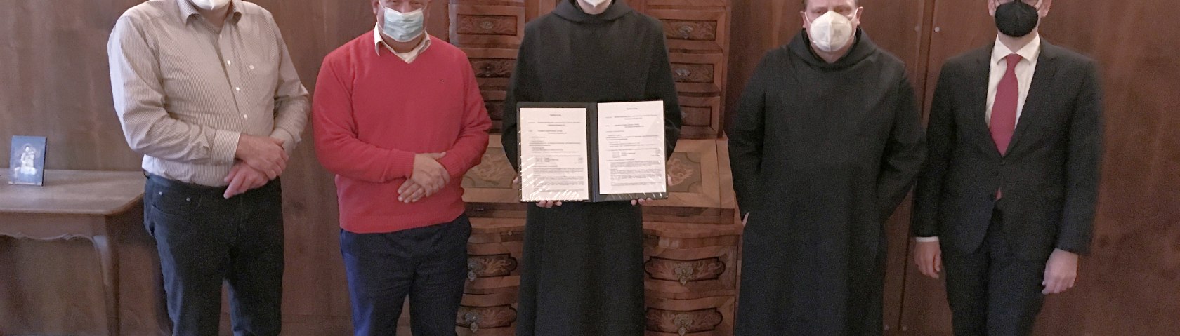 Vertrag Renovierung Orgel Maria Laach, &copy; Kloster Maria Laach - Sebastian Kriesmer