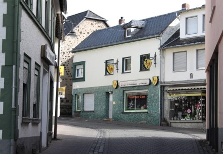 Imbiss h&auml;hnchen clem in Plaidt, &copy; VG Pellenz/Chagas da Silva