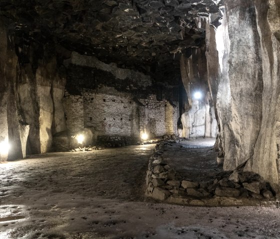 Blick in den Lavakeller Mendig, &copy; Eifel Tourismus GmbH, D. Ketz